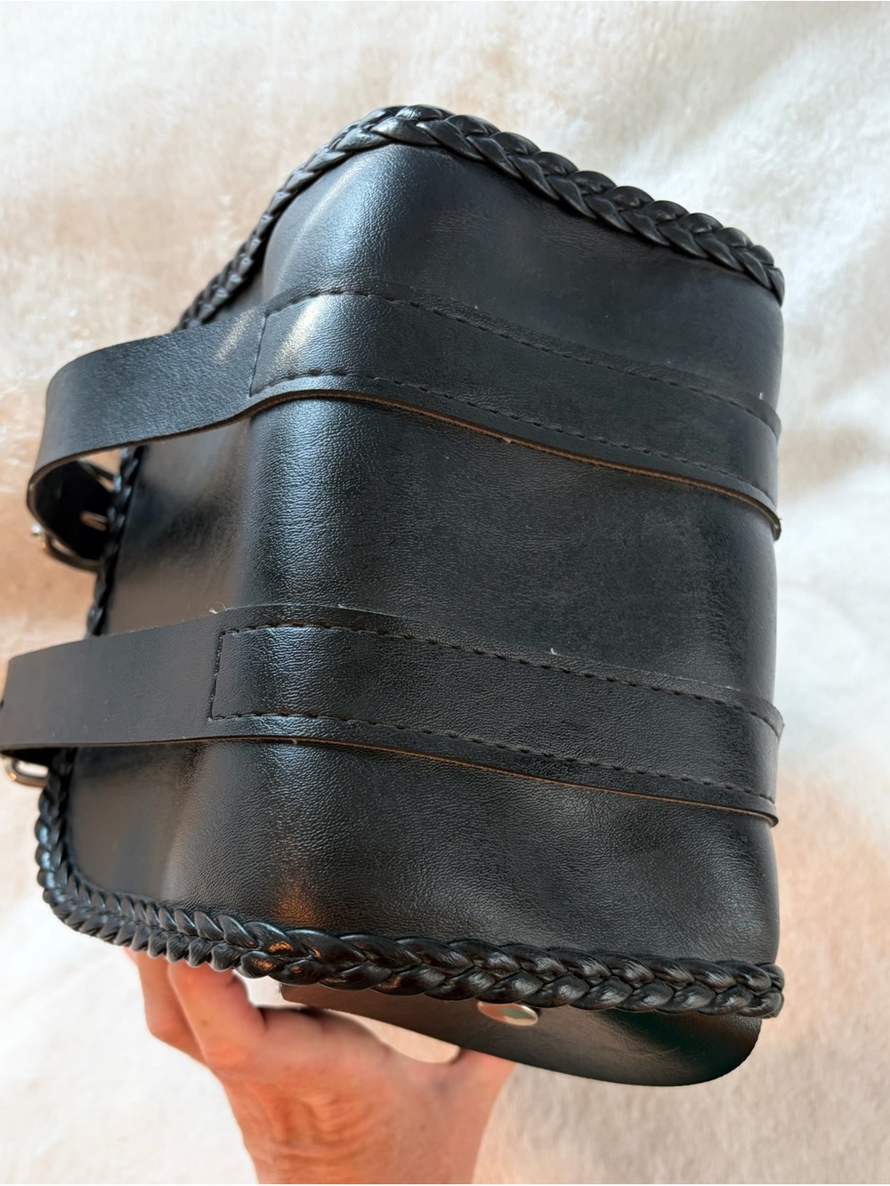 Willie & Max Braided Series Sissy Bar Leather Bag - Picture 5 of 10